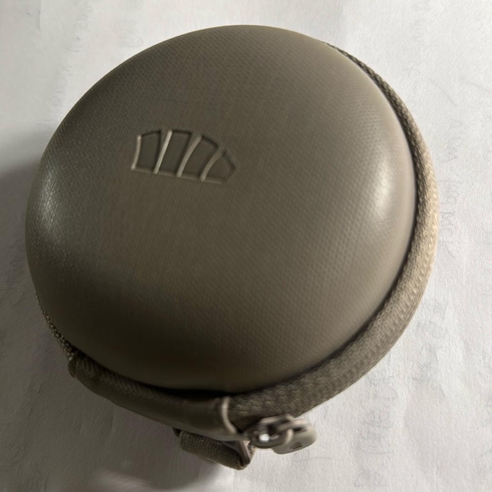 Beneunder Foldable sunglasses